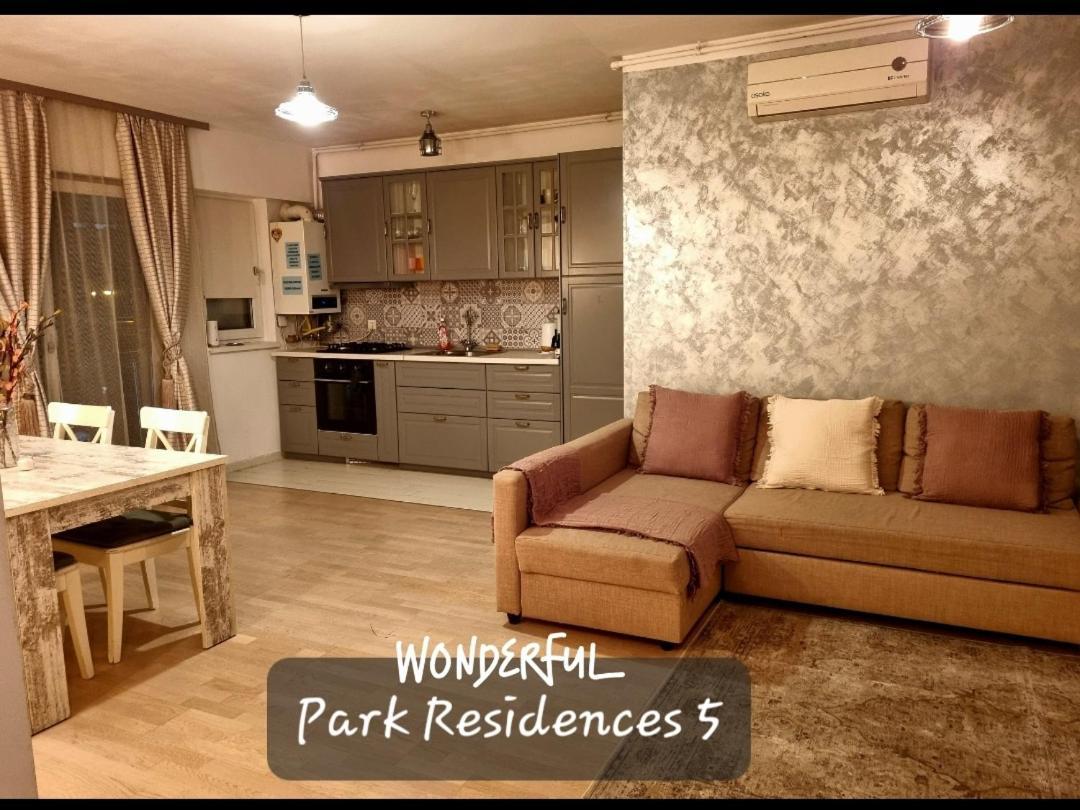 Park 5, 2 Bedroom Bucureşti